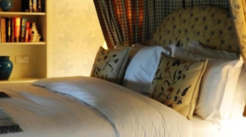 The Loch Lomond Arms Hotel Luss Eksteriør bilde